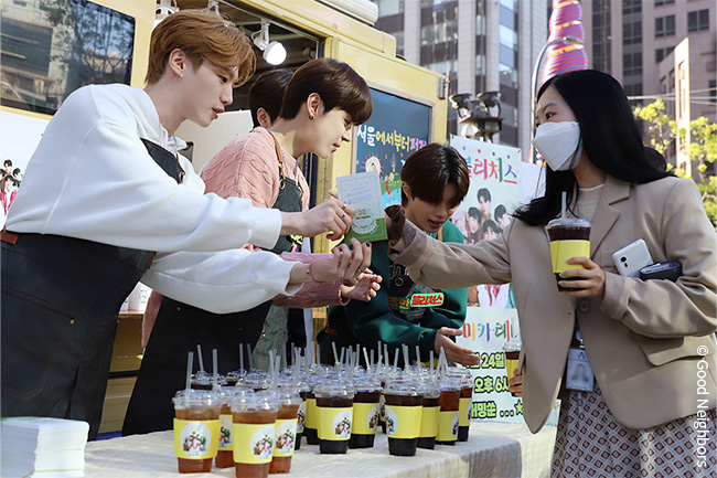 우리 단체, 그룹 블리처스와 '착한 에너지 전파 캠페인' 진행(2)