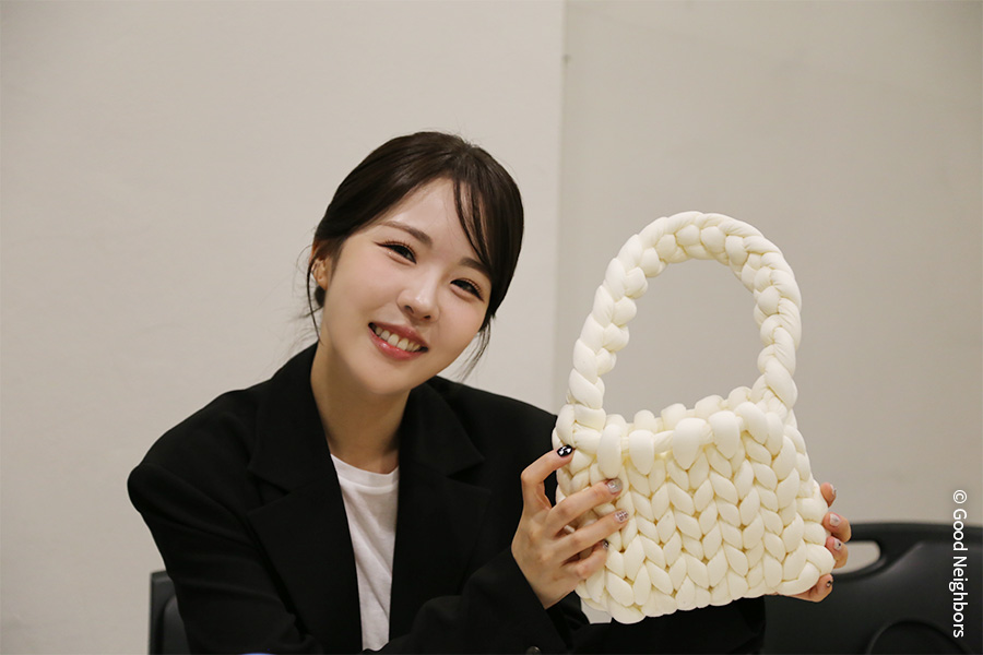 8. 더네이버스클럽 굿네이버스 김해나_선물