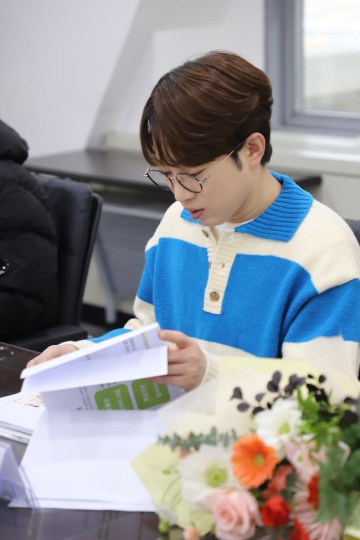 안성훈 회원님 옆모습