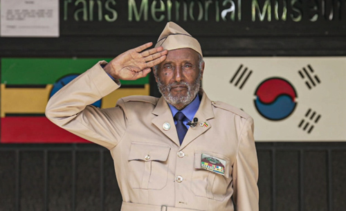 참전용사와 그 후손들이 가난에 고통받지 않도록 도와주세요.