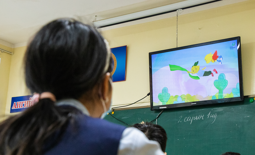 아동권리 교육을 받는 몽골 아동