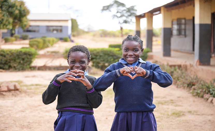 웃고 있는 아이들 모습