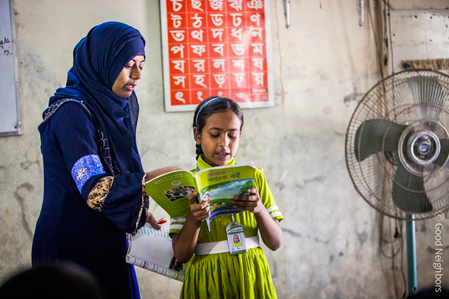 여러분이 보내주신 후원금은 소봄이네 가정을 위해 다음과 같이 사용됩니다. 생계비-생활지원비, 식료품 구입비, 체납공과금 지원, 육아지원비-이유식 및 육아용품지원, 어린이집 특별활동비 지원, 양육 기술 안내, 주거환경개선비-주거이전비,아동과 조부모 방 조성