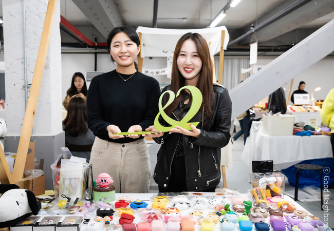 여러분이 보내주신 후원금은 소봄이네 가정을 위해 다음과 같이 사용됩니다. 생계비-생활지원비, 식료품 구입비, 체납공과금 지원, 육아지원비-이유식 및 육아용품지원, 어린이집 특별활동비 지원, 양육 기술 안내, 주거환경개선비-주거이전비,아동과 조부모 방 조성