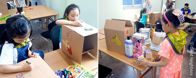 경북동부지부 국내사업장 방문에서 토닥토닥 선물장자를 만들고 있는 회원님 이미지