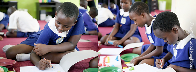 준비된 펜과 공책으로, 진지하게 자신의 꿈에 대해 쓰고 있는 우간다 아이들의 모습