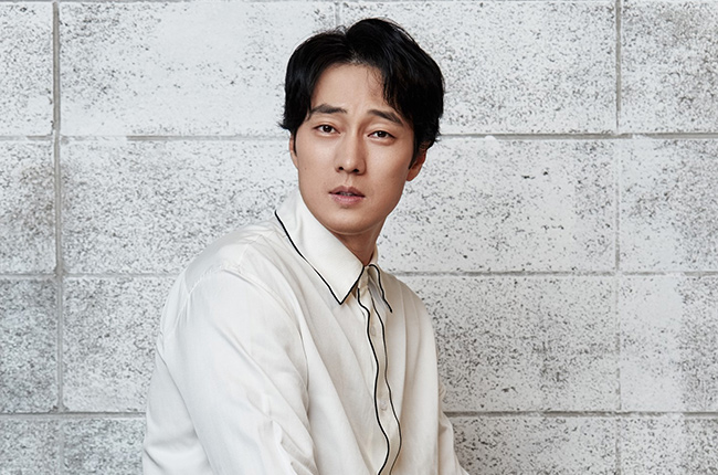 국내기부 - 배우 소지섭 씨의 모습