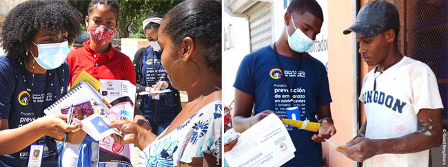 맞춤형 성교육을 받은 청소년들이 직접 캠페인을 기획하고 진행하고 있는 모습